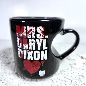 The Walking Dead Heart Handle Splattered Mrs Darly Dixon Ceramic Mug 12 oz AMC